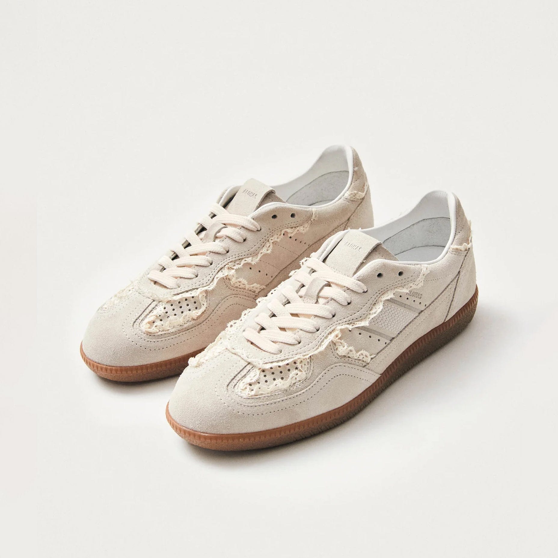 Alohas Tb. 490 Crochet Cream Sneakers TRAINERS  - ZIGZAG Footwear