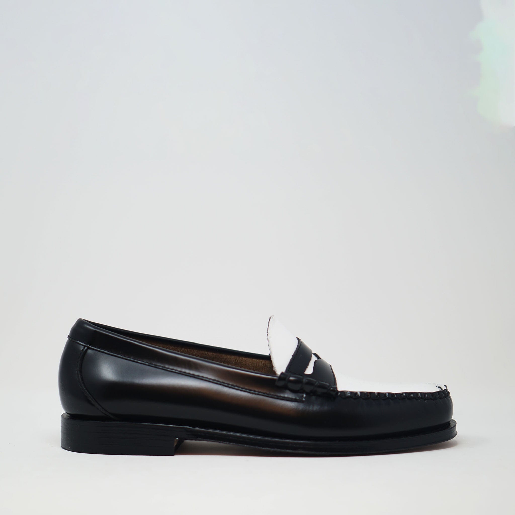 G.H.Bass Weejuns Penny Loafers Black White Leather