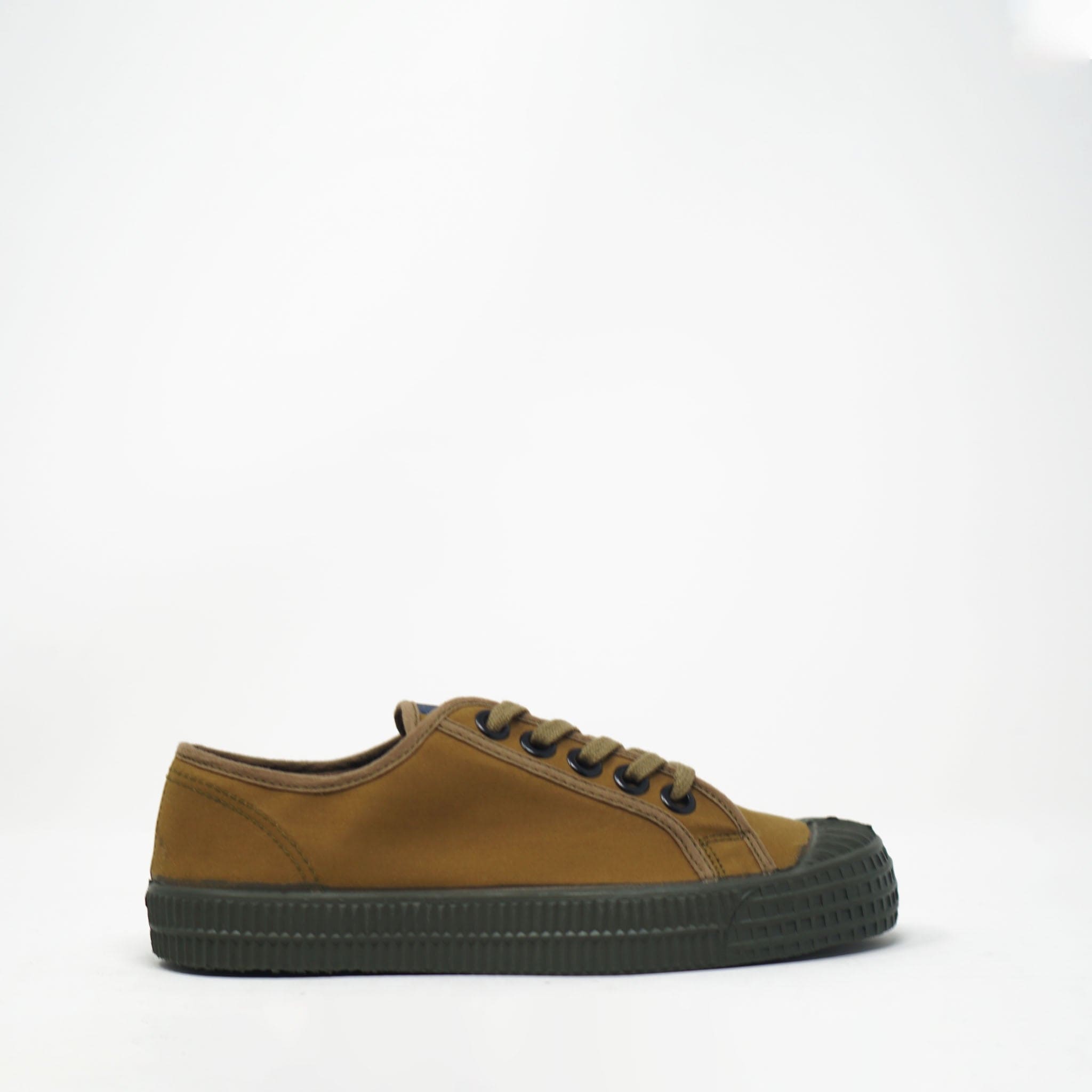 Novesta Star Master Wax Cotton Bark TRAINERS  - ZIGZAG Footwear