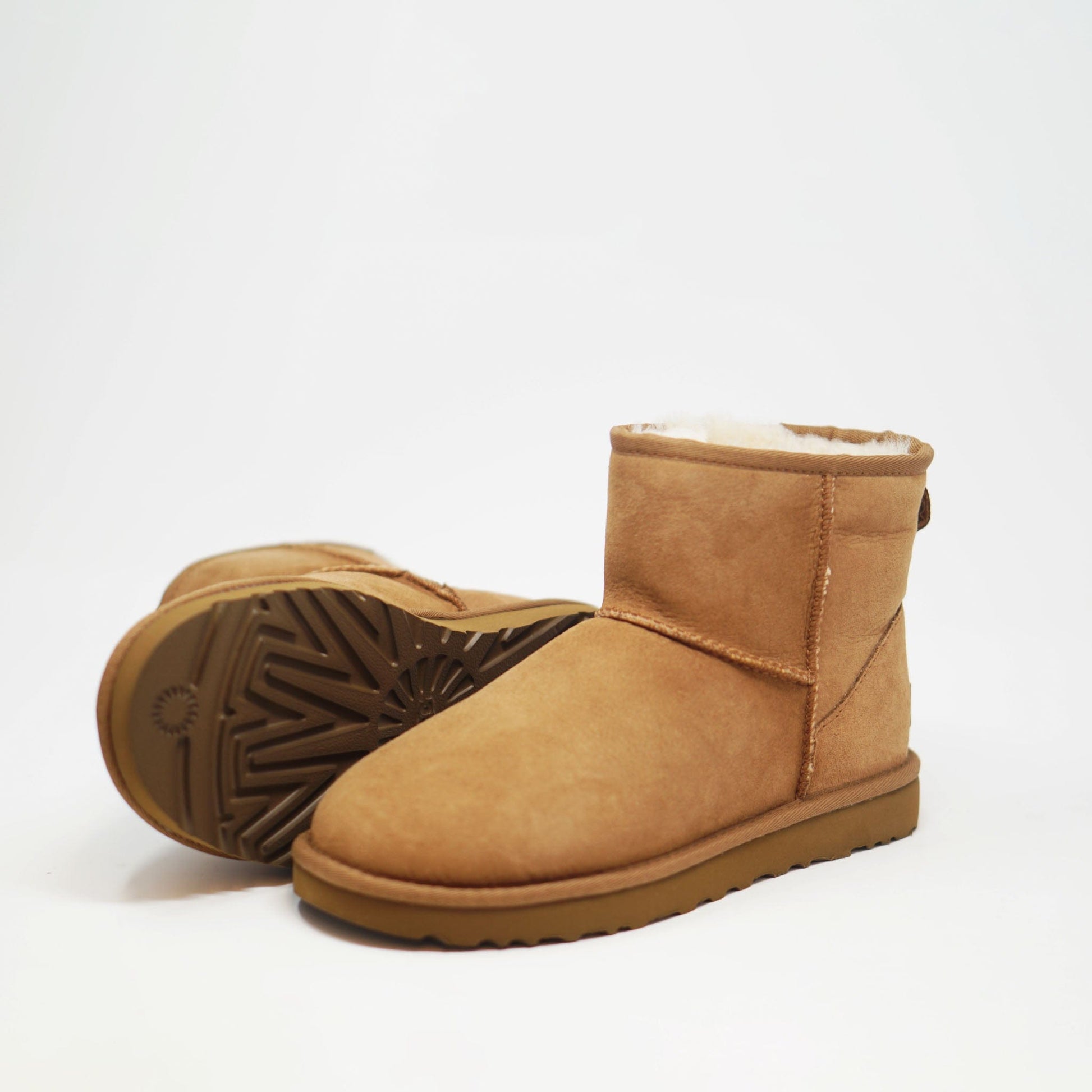 Ugg Classic Mini II Chestnut BOOTS  - ZIGZAG Footwear